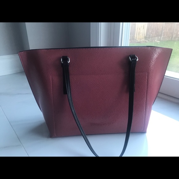 NEW Calvin Klein Tote - Picture 2 of 3